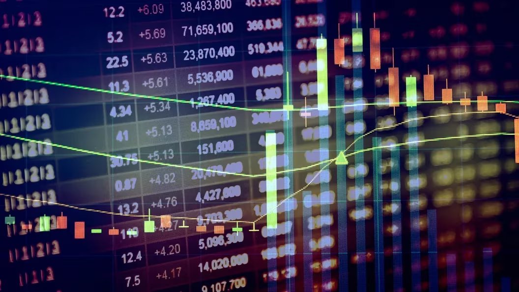 Macro & Market Snapshot: Macro Environment, Crypto Markets, DAO Updates